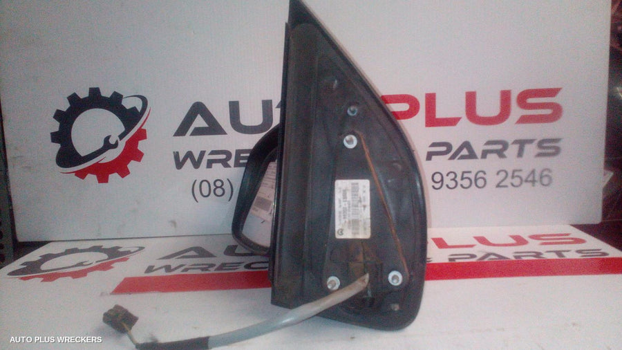 2005-2010 Nissan Pathfinder Left Door Mirror