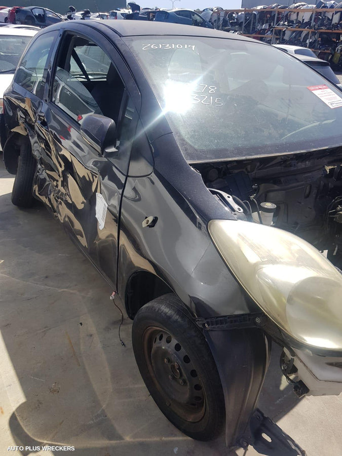 2006 Toyota Yaris Right Front Window Reg Motor