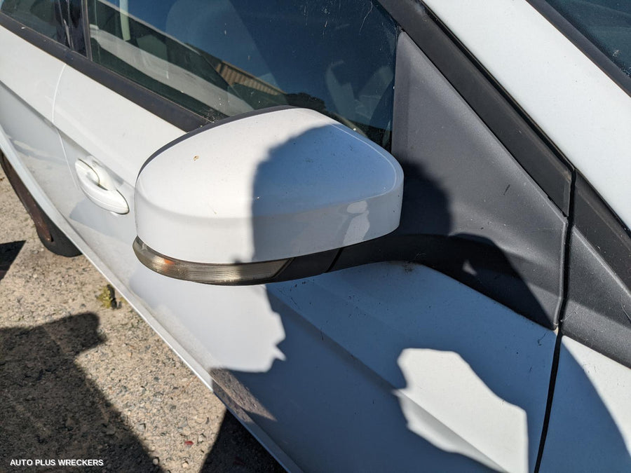 2014 Ford Mondeo Right Rear Door Sliding