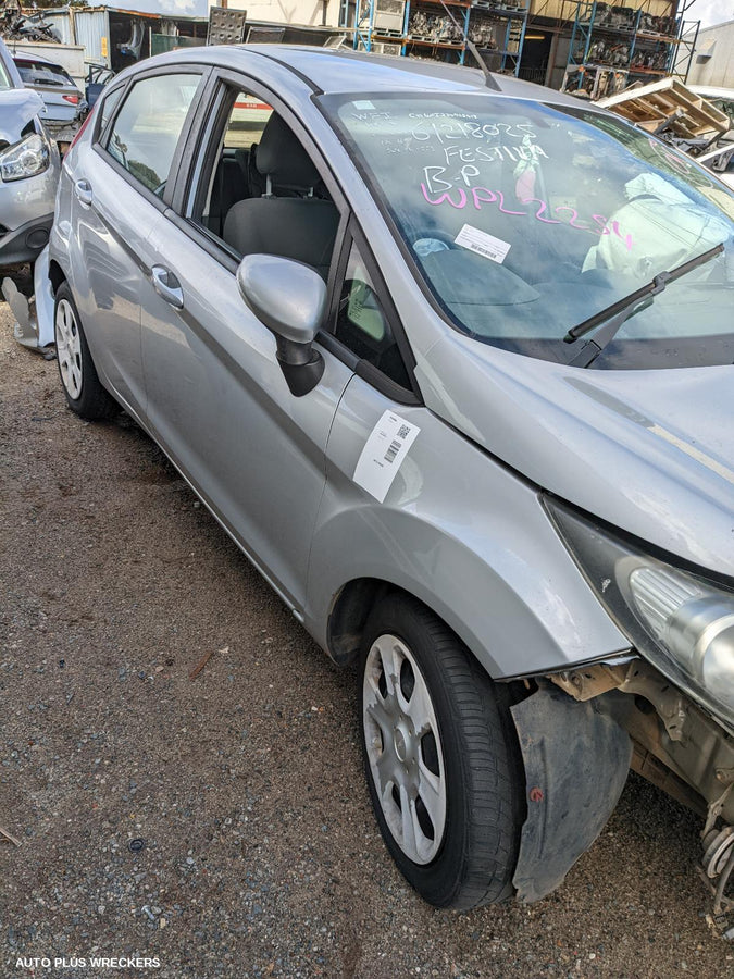 2011 Ford Fiesta Left Rear Door Window