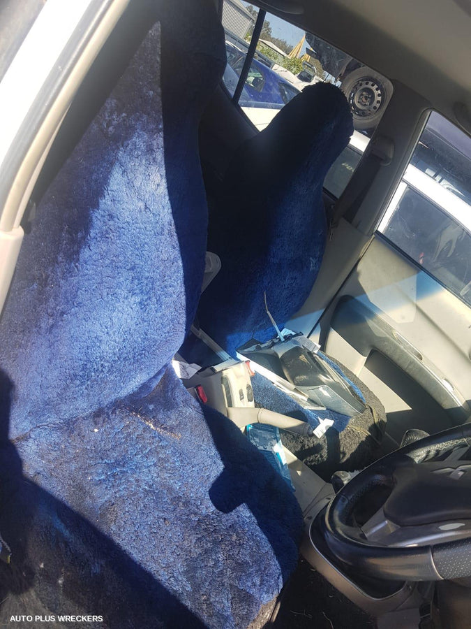2008 Mitsubishi Triton Right Rear Door Window