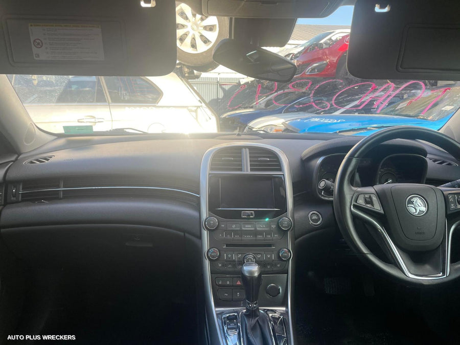 2013 Holden Malibu Right Front Door Window