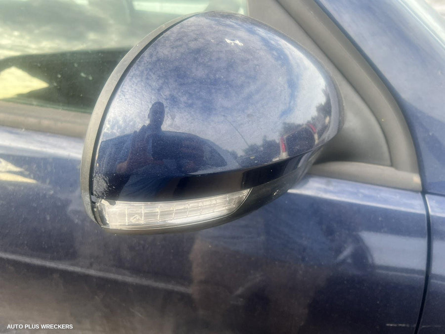 2011 Volkswagen Tiguan Right Rear Door Sliding