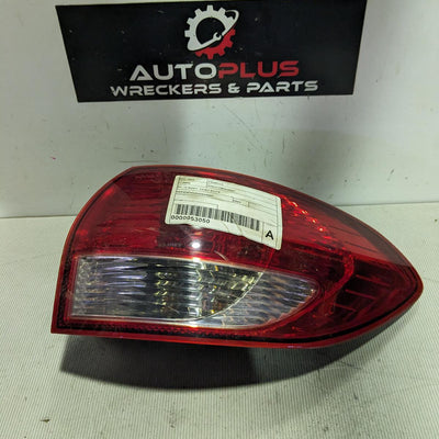 2007-2014 Subaru Tribeca Right Taillight