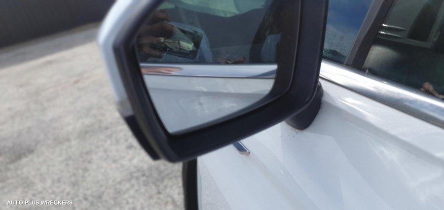 2016 Volkswagen Tiguan Right Rear Door Window