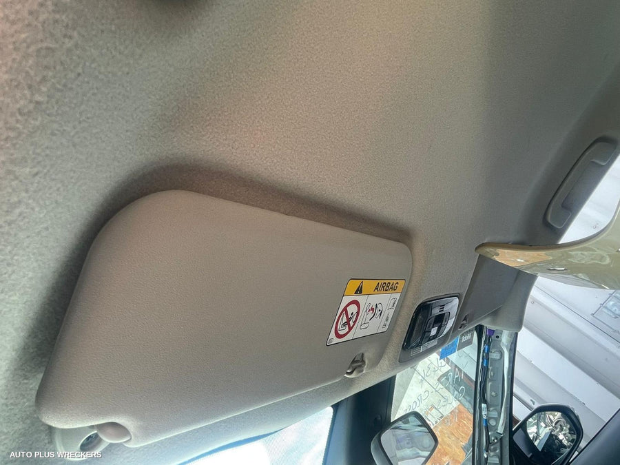 2021 TOYOTA YARIS CROSS SUNVISOR