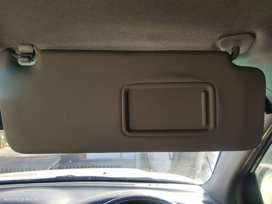2006 Toyota Kluger Right Door Mirror