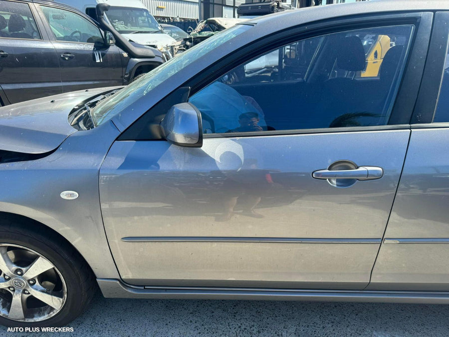 2003-2006 Mazda 3 Rear Garnish