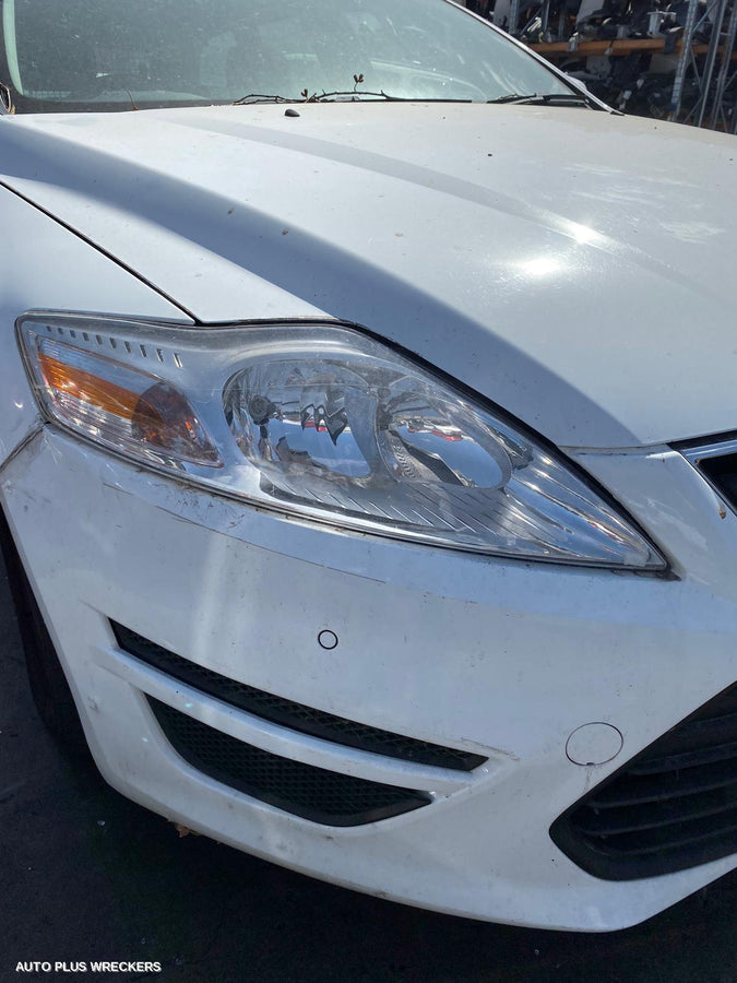 2012 Ford Mondeo Right Taillight