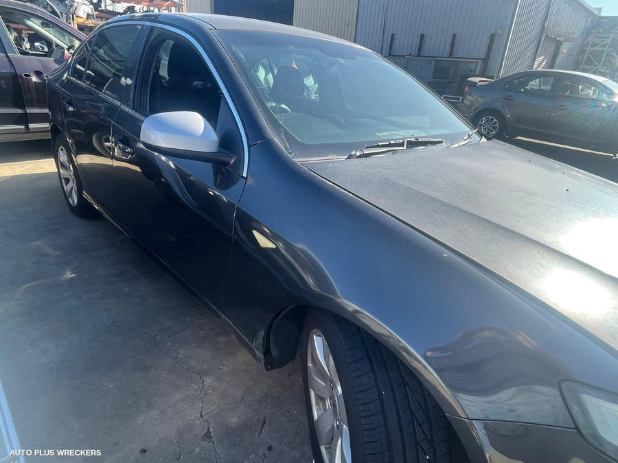 2010 Ford Falcon Left Rear Door Window