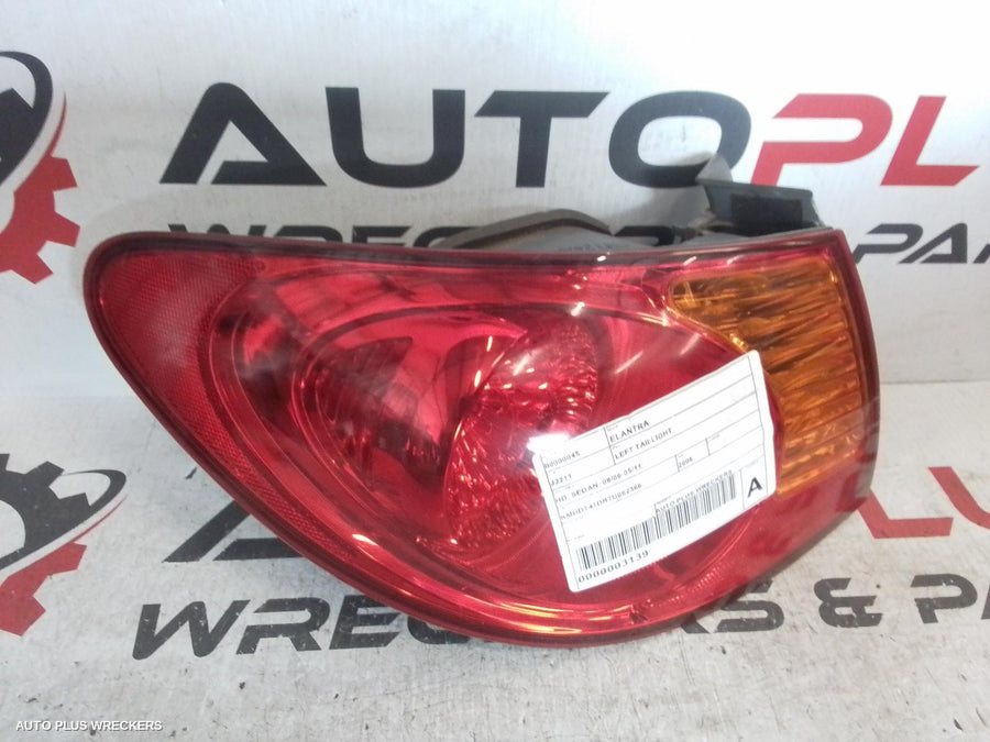 2006 Hyundai Elantra Left Taillight