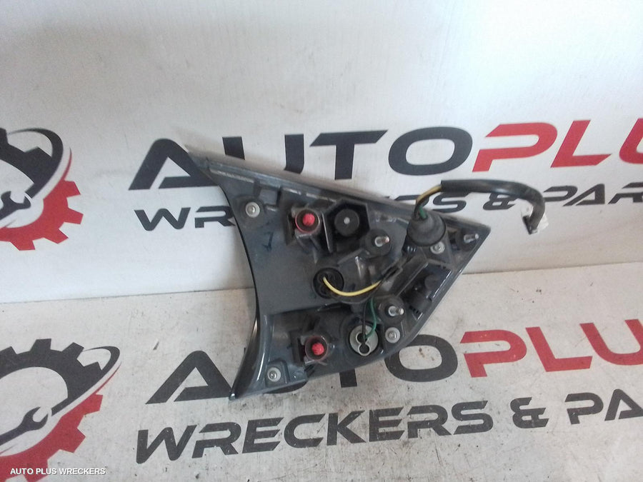 2014-2017 Nissan Xtrail Rear Garnish