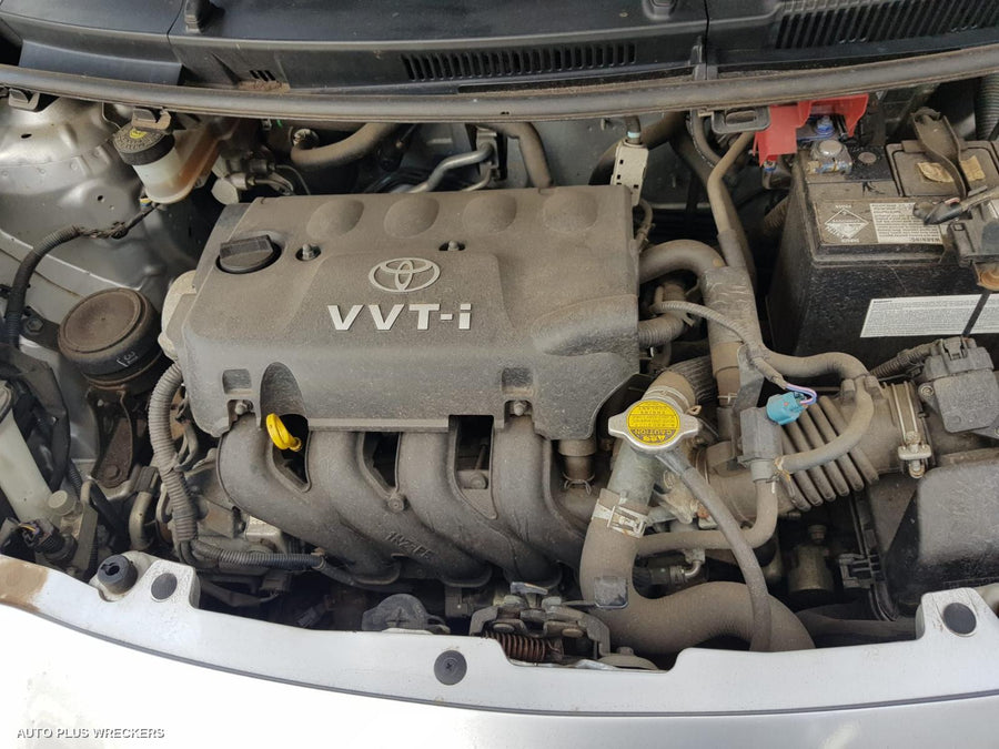 2006 Toyota Yaris Left Front Window Reg Motor