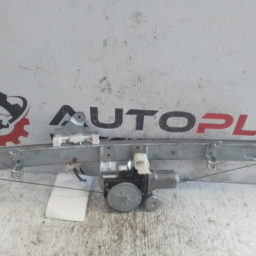2014-2022 Nissan Xtrail Left Rear Wnd Reg Motor
