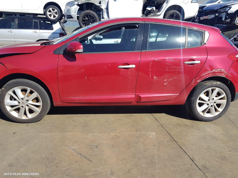 2013 Renault Megane R Bar Bracket Reinfo