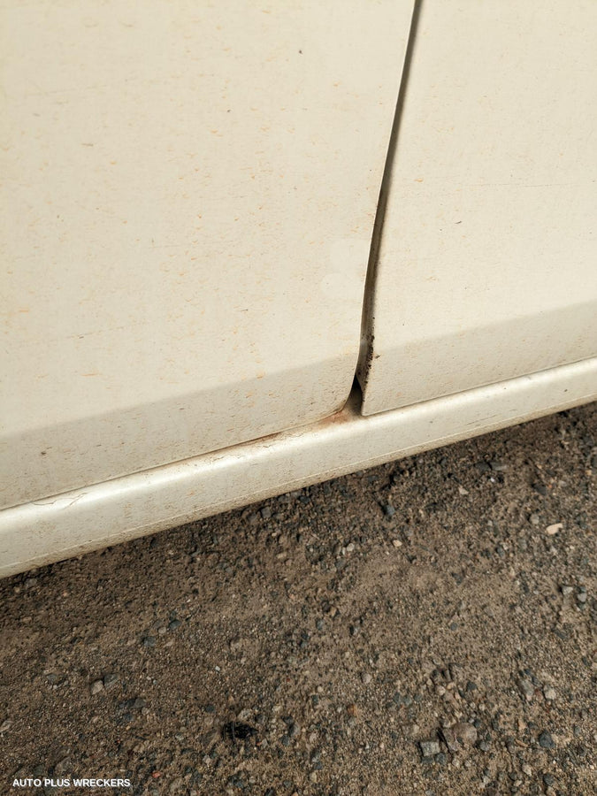 2015 Nissan Pulsar Door Boot Gate Lock