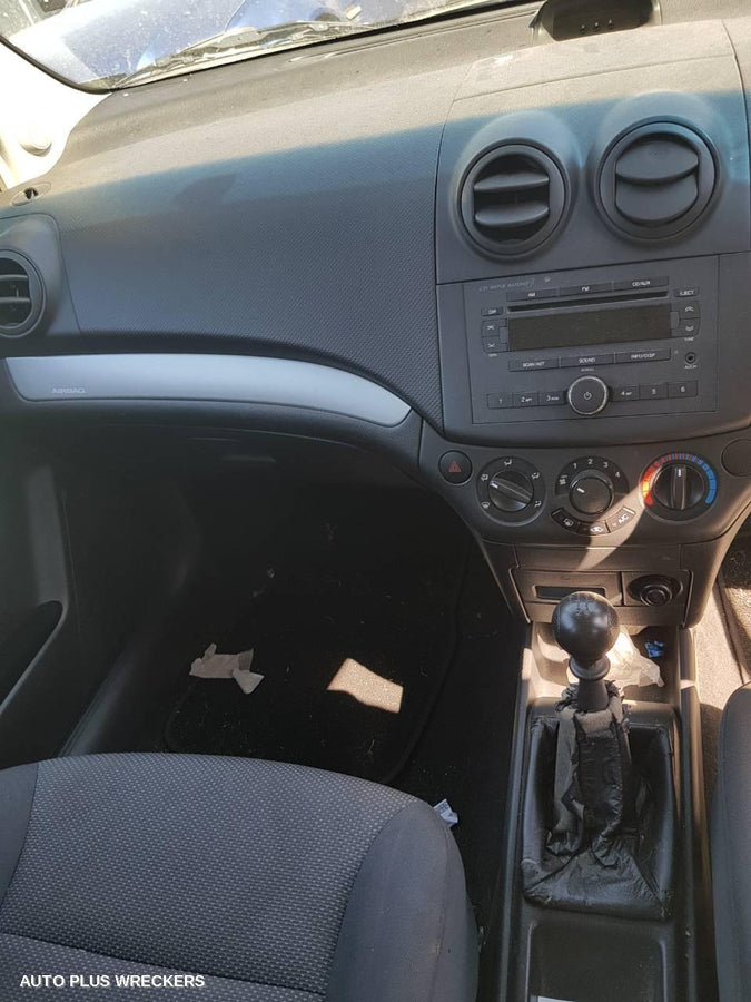 2011 Holden Barina Right Front Window Reg Motor