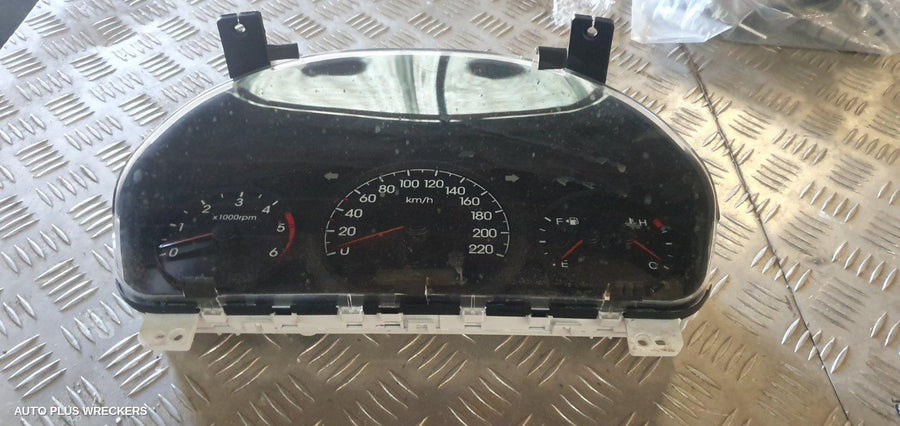 2010 Hyundai Iload/imax Instrument Cluster