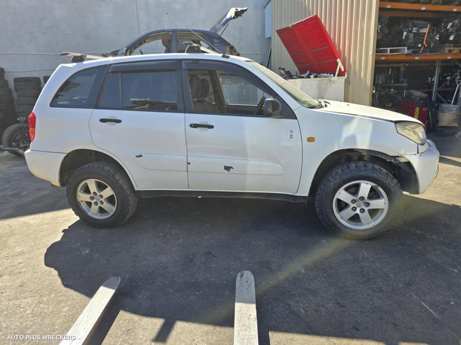 2000-2005 Toyota Rav4 Air Cleaner Box