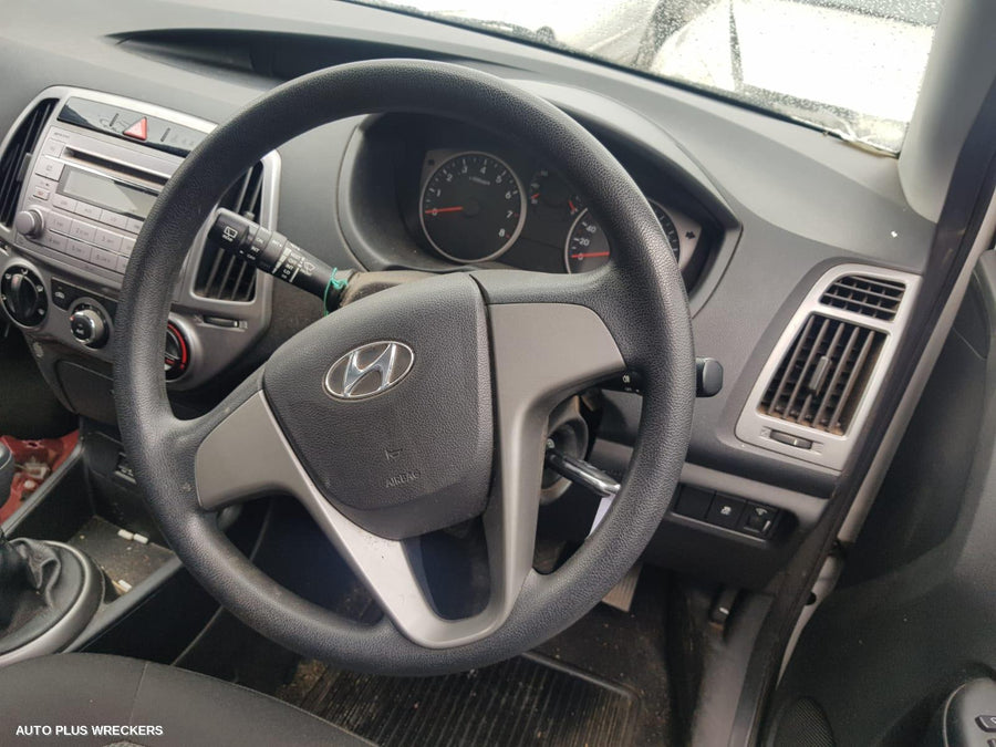 2015 Hyundai I20 Left Front Door Window