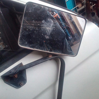 2005 Mitsubishi Triton Right Front Door