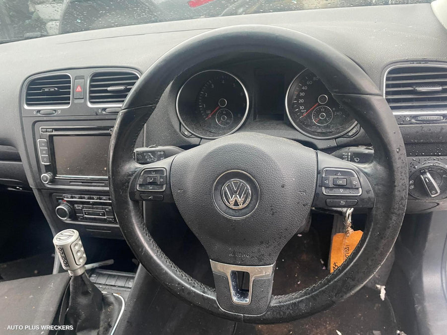 2009 Volkswagen Golf Left Front Door Window