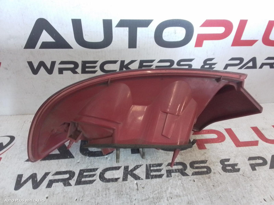 2004 Mazda 3 Left Taillight