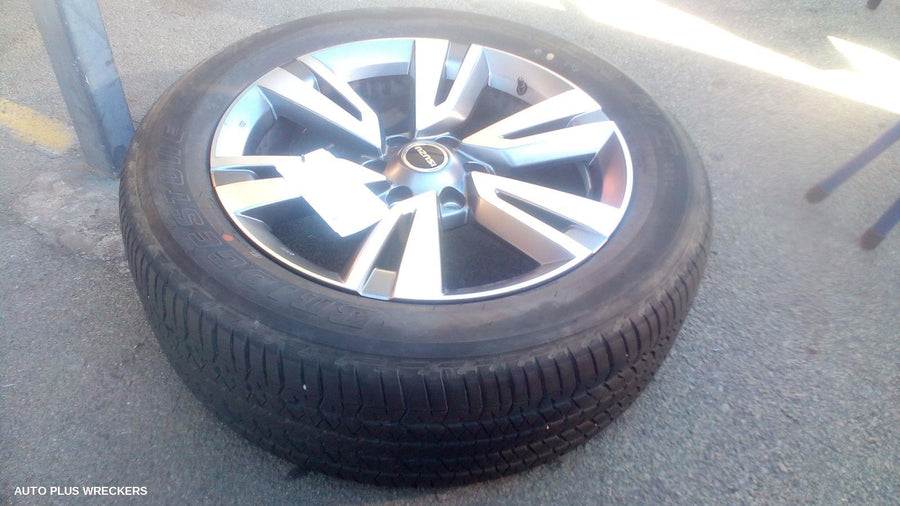 2023 Isuzu Mu-x Wheel Mag