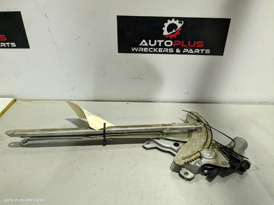 2008 Suzuki Sx4 Right Front Window Reg Motor