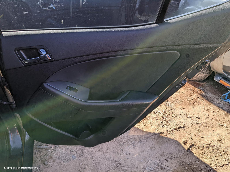 2013 Kia Optima Right Front Door Window