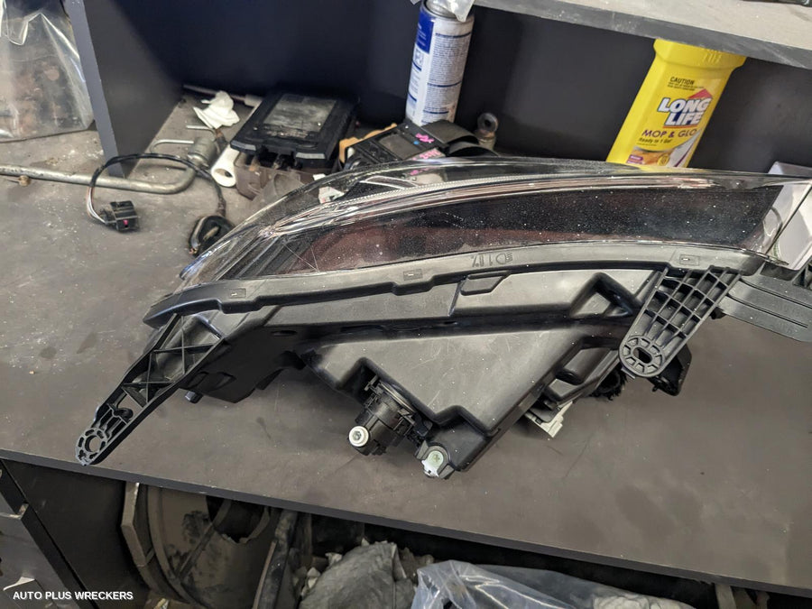 2019 Mercedes X Class Left Headlamp