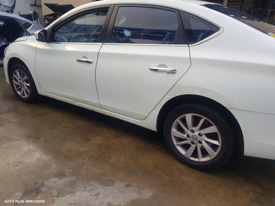 2013 Nissan Pulsar Left Rear Door Window