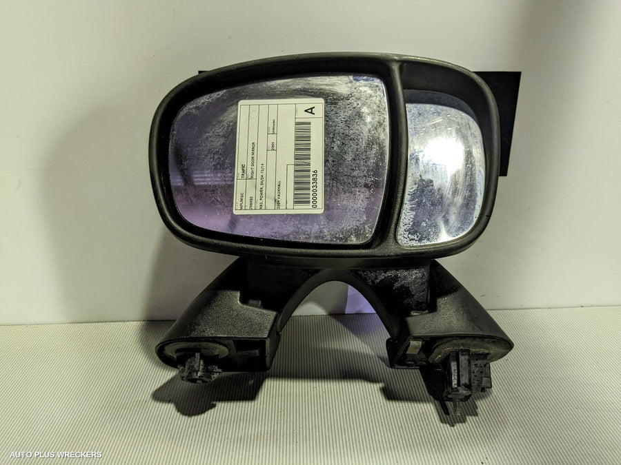 2009 Renault Trafic Right Door Mirror