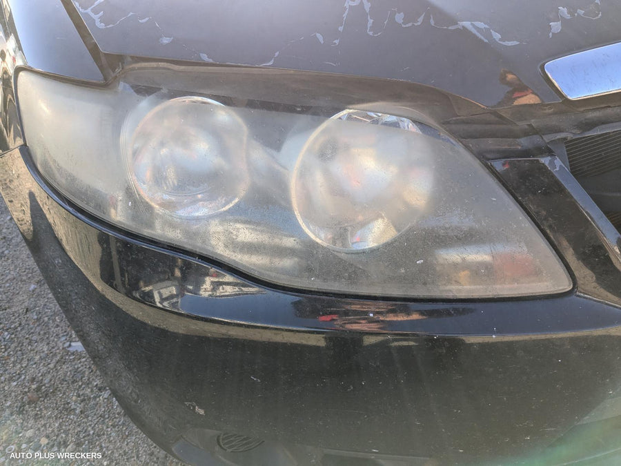 2010 Nissan Murano Right Front Door