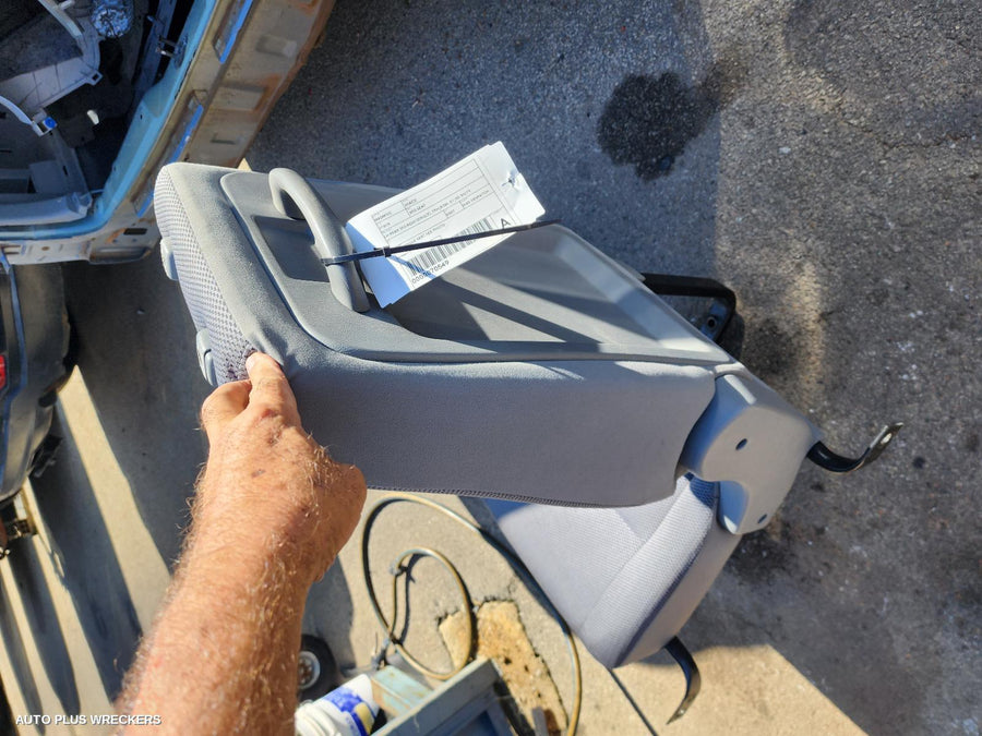 2007 Toyota Hiace 3rd Seat