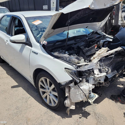 2015-2017 Toyota Camry Right Guard