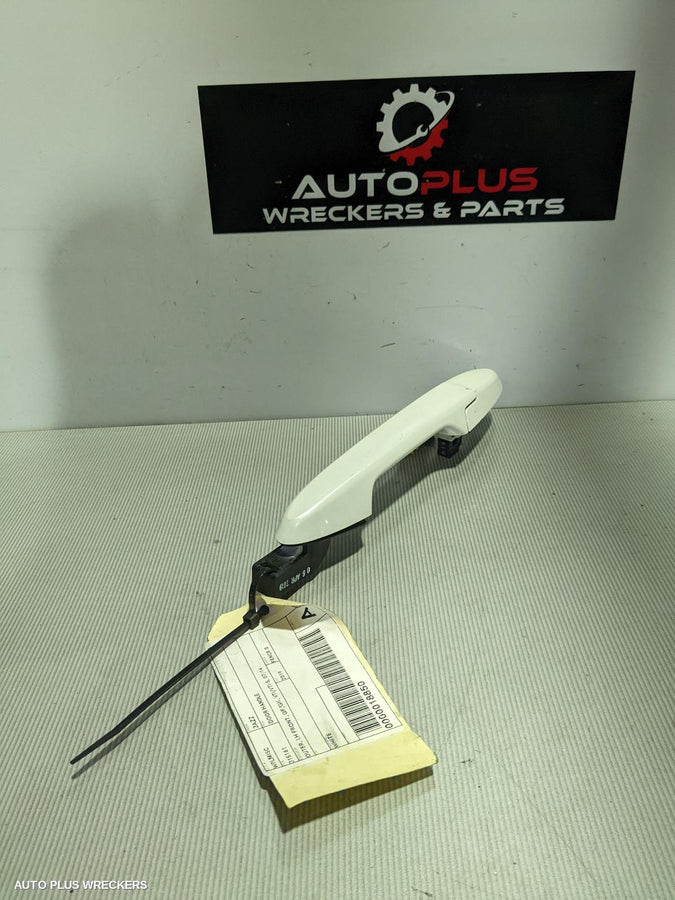 2019 HONDA JAZZ DOOR HANDLE