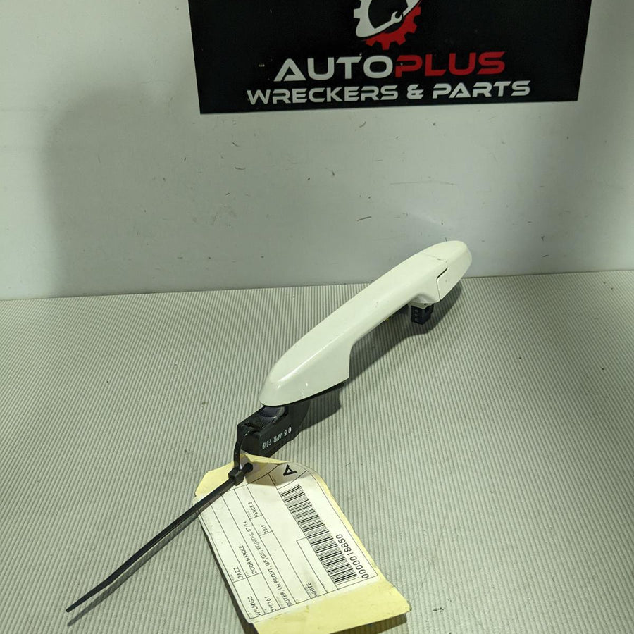 2019 HONDA JAZZ DOOR HANDLE