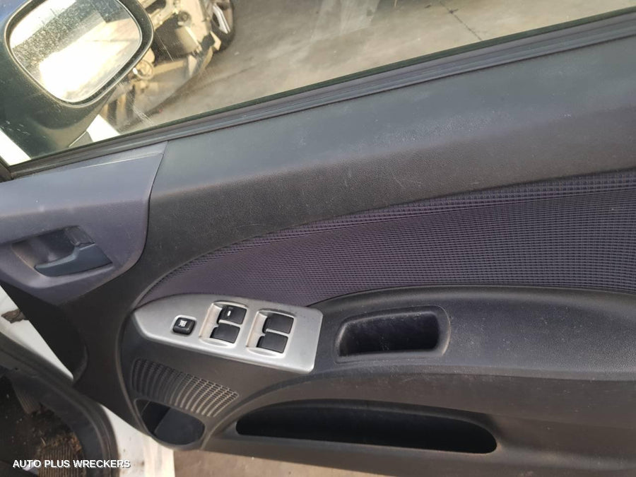 2007 Mitsubishi Colt Radiator