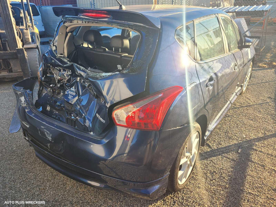 2015 Nissan Pulsar Radiator