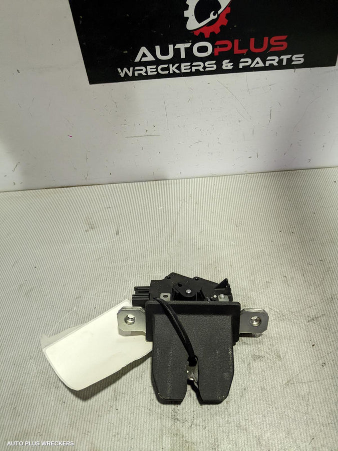 2021 Mg Zs Door Boot Gate Lock