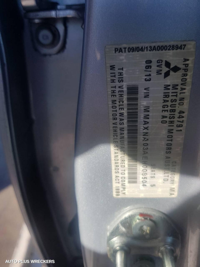 2013 MITSUBISHI MIRAGE RIGHT FRONT DOOR WINDOW