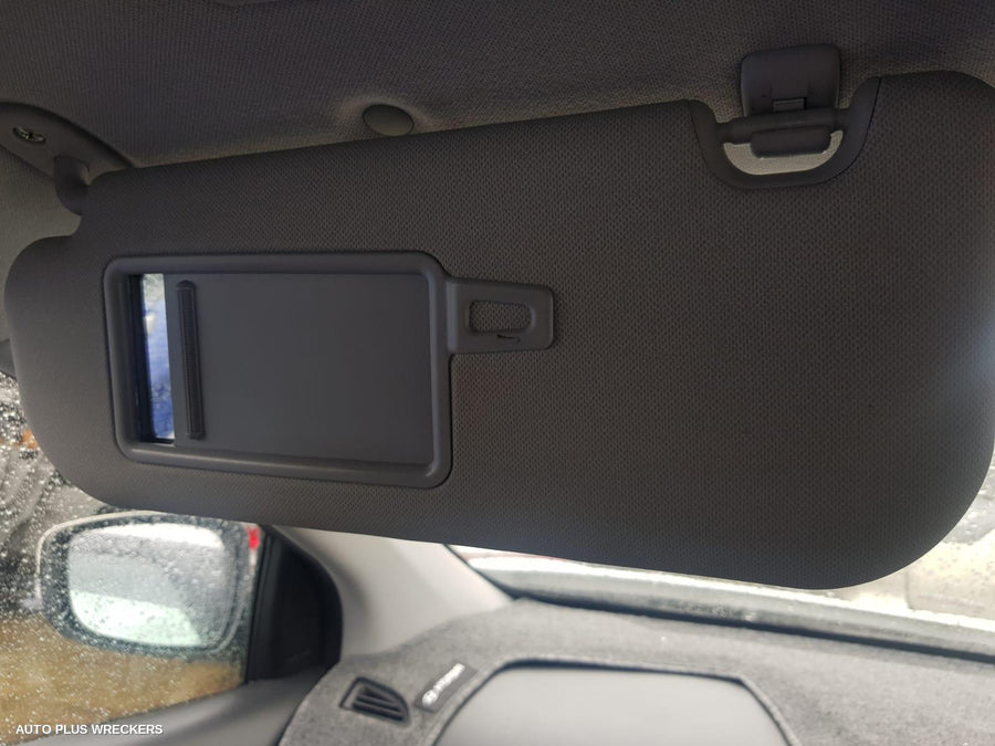 2014 Hyundai I30 Left Front Window Reg Motor