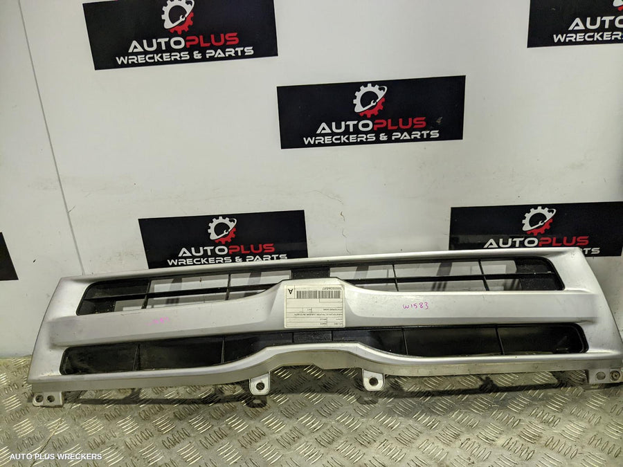 2012 Toyota Hiace Grille