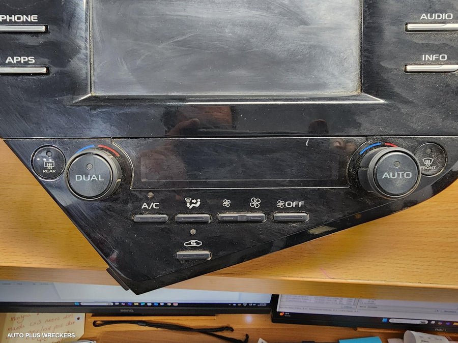 2017-2024 Toyota Camry Heater Ac Controls