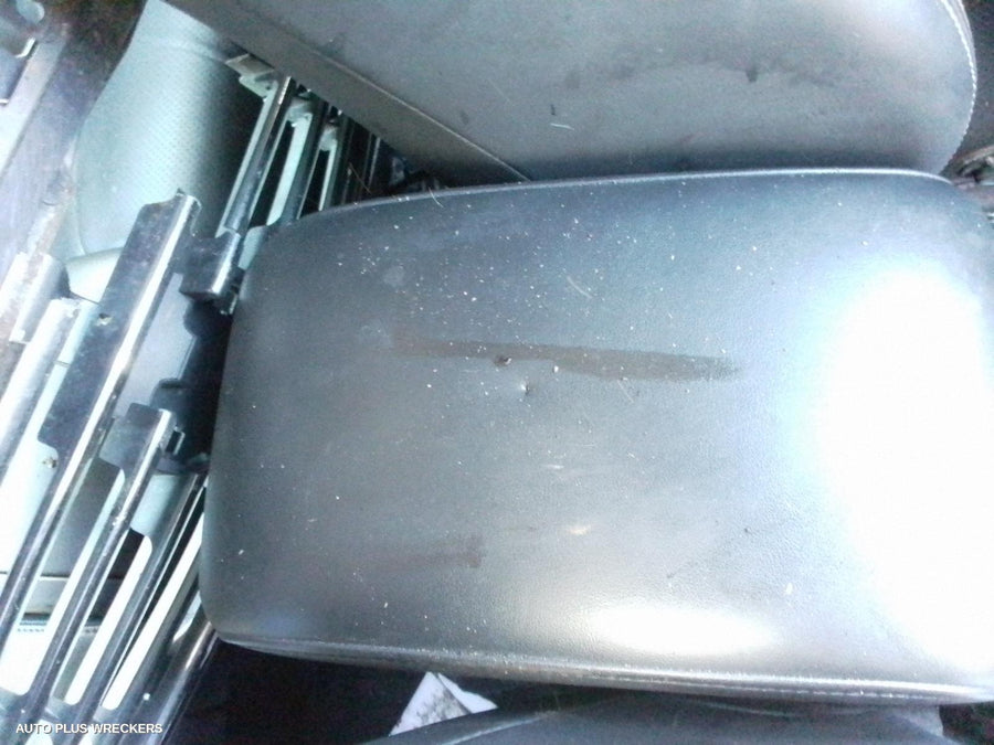 2011 Nissan Skyline Sunvisor