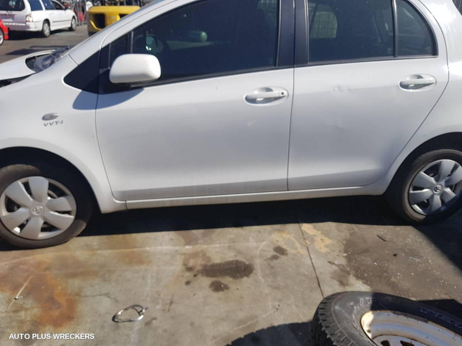 2007 Toyota Yaris Right Rear Wnd Reg Motor