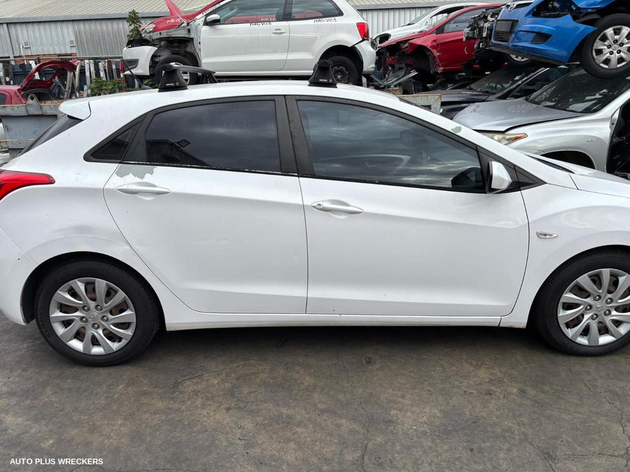 2014 Hyundai I30 Interior Mirror