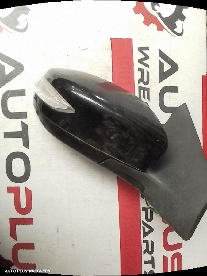 2012-2017 Nissan Pulsar Right Door Mirror