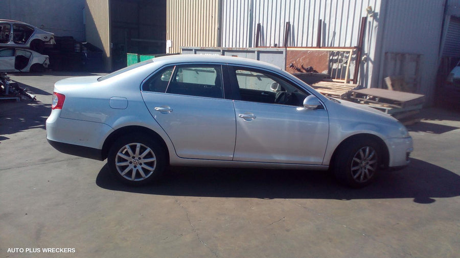 2010 Volkswagen Jetta Left Door Mirror